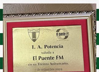 Participamos de los treinta años de El Puente F.M.